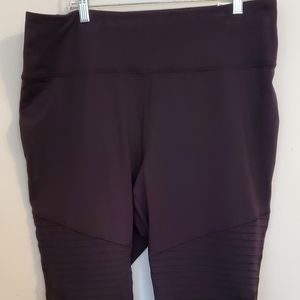 Old Navy High Rise Elevated Go Dry Leggings.